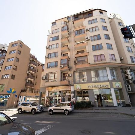 Апартамент За Гости Уют Burgas Stad Buitenkant foto